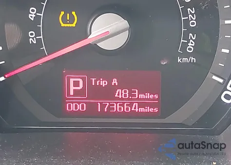 2016 Kia Sportage Lx z USA, uszkodzony, nr VIN KNDPBCAC0G7871663